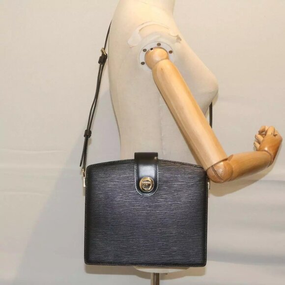 LOUIS VUITTON Epi Capuchin Shoulder Bag Black - Picture 1 of 15